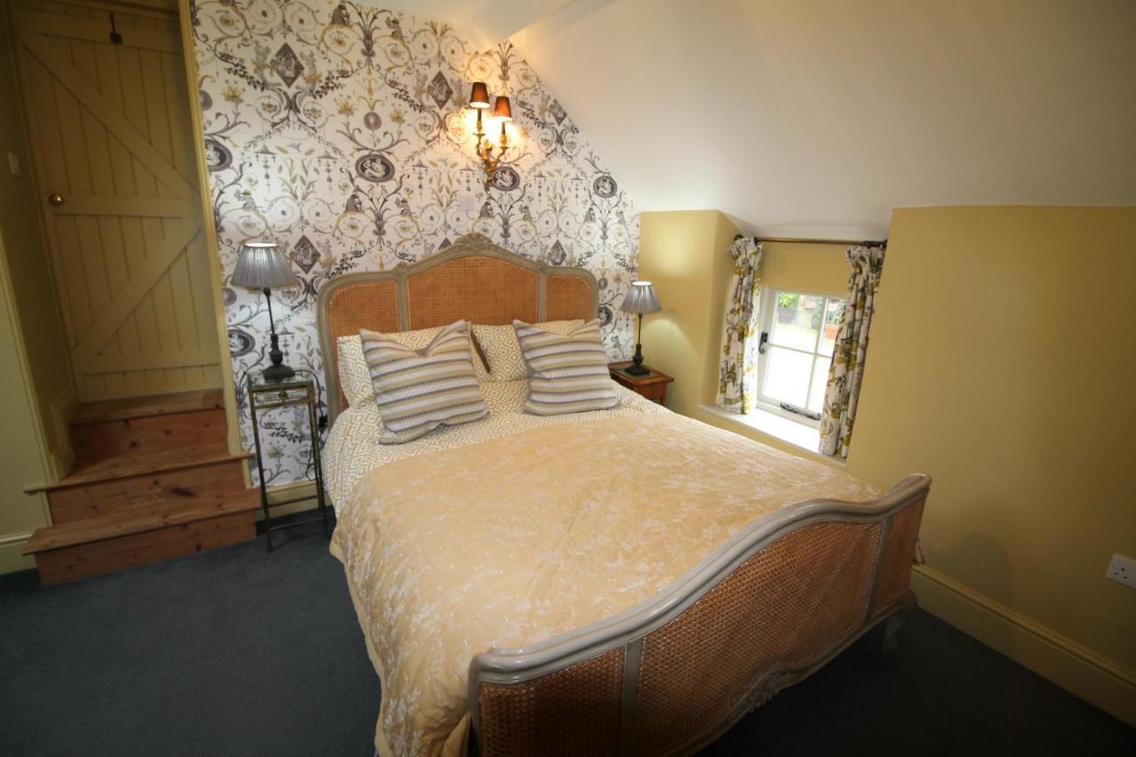 The Coach House Villa Whitby Exteriör bild